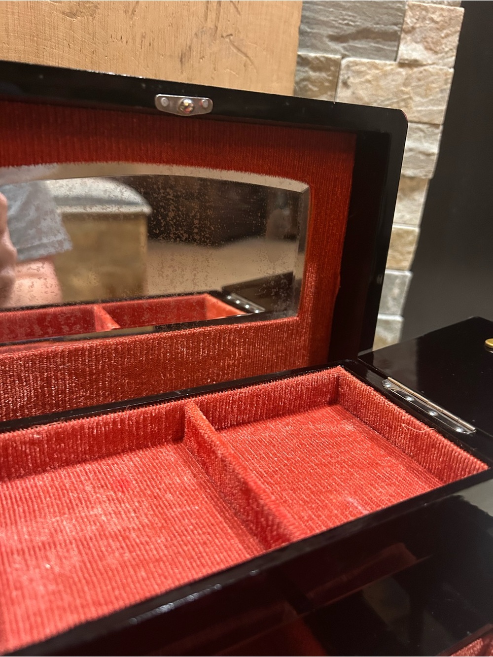 Vintage Black Lacquered Asian Musical Jewelry Box - Picture 13 of 16